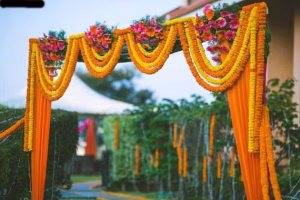 Marigold Garland (per ft)